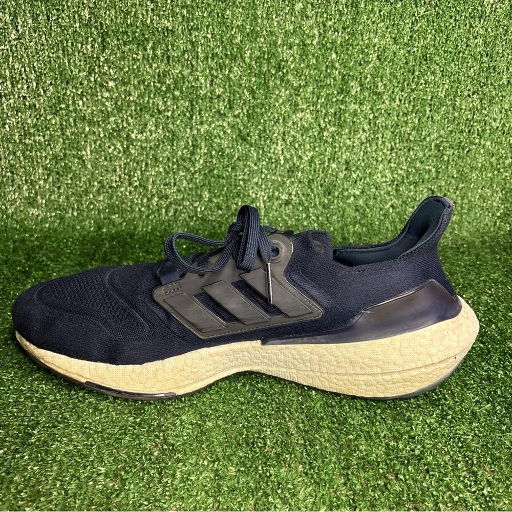 adidas UltraBoost 22 Collegiate Navy Blue Size‎ 12 Comfort Running Shoes